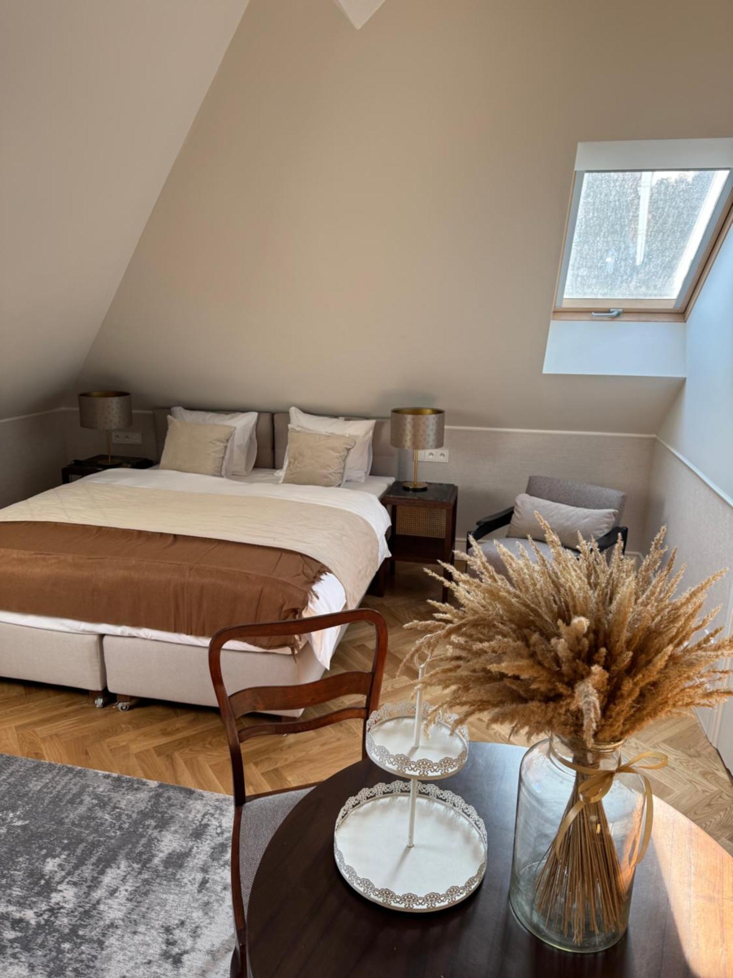 Avanti Aparthotel *